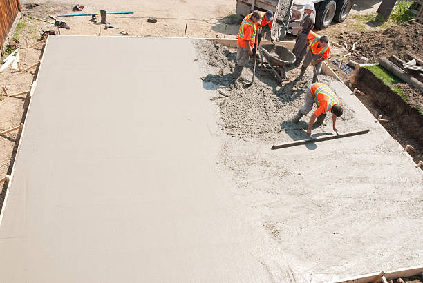 Best Concrete Driveway Installation in Reinbeck, IA